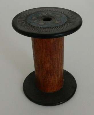 Antique Primitive Wooden Wood Spool Used with Thread Repurpose This!     Q