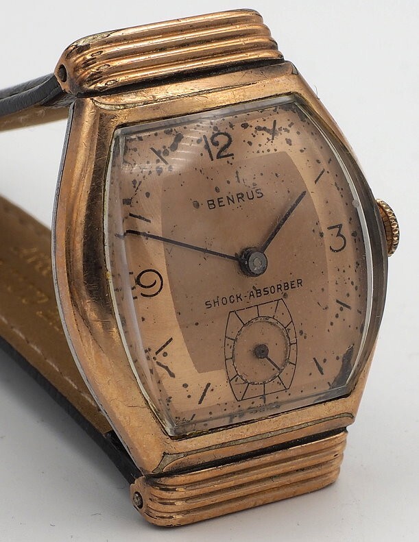 Vintage BENRUS Watch 15 Jewels Swiss Made Movement Model BB