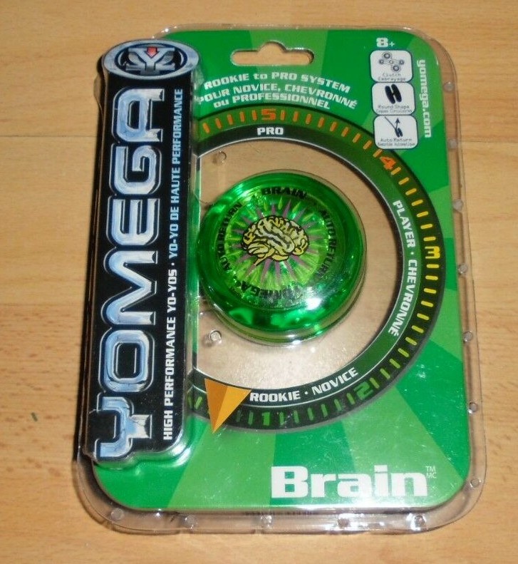 YOMEGA BRAIN YO-YO Col. GREEN Rookie New in Orig. Pack.Extra Strings