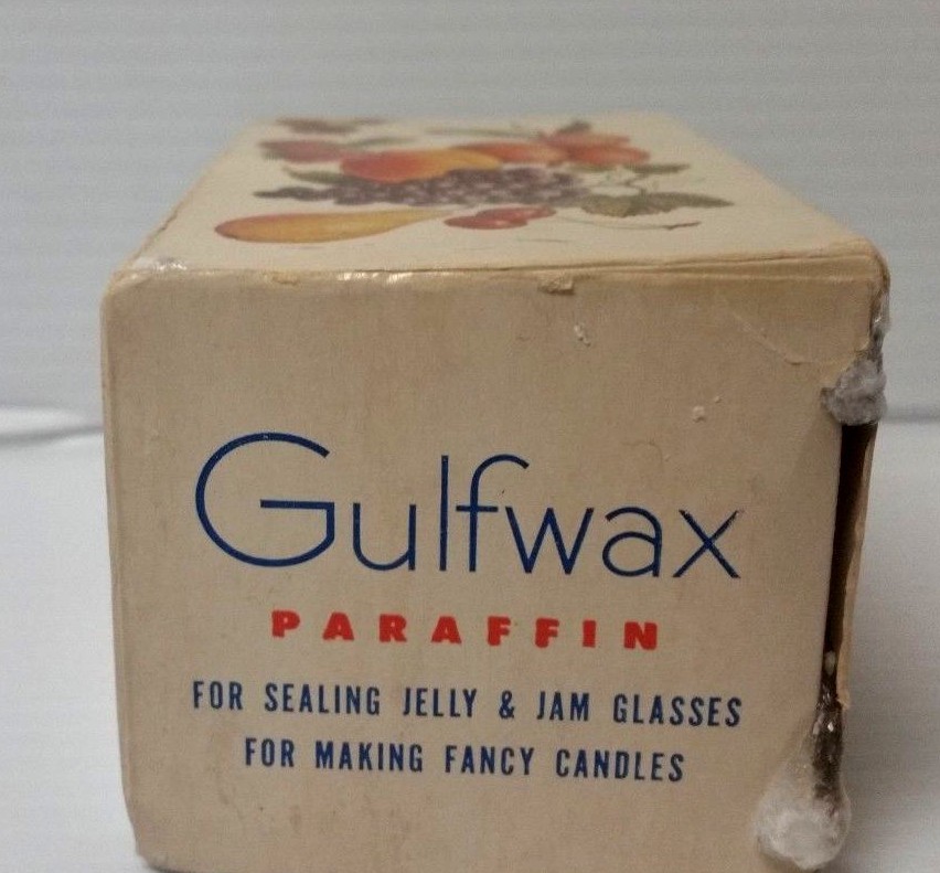 VINTAGE GULFWAX PARAFFIN BOX WITH INCLUDES THE WAX  ONE POUND