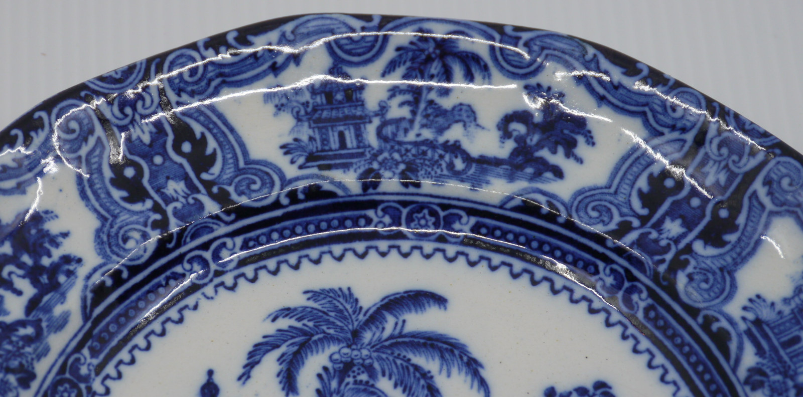 OLD W ADAMS & SONS ENGLISH FLOW BLUE PLATE, KYBER PATTERN, 9.25 INCHES