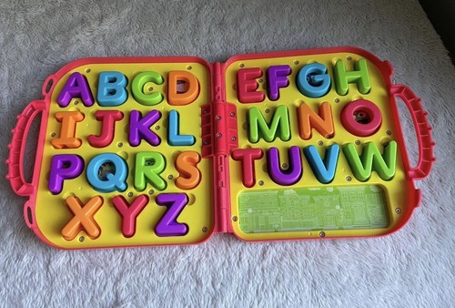 Elmoさまご確認用のページです。 Hasbro Sesame Street Elmo Alphabet Letters ABC To Go