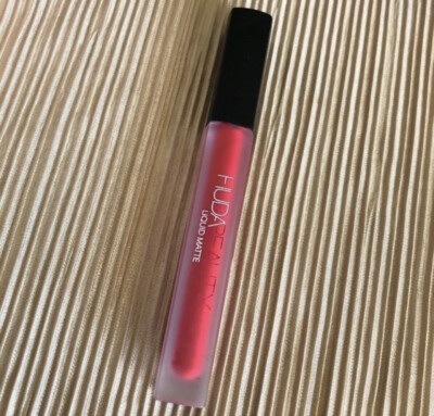 HUDA Beauty CHOOSE Liquid Matte Lipstick Gossip Gurl / LOVER Full Size