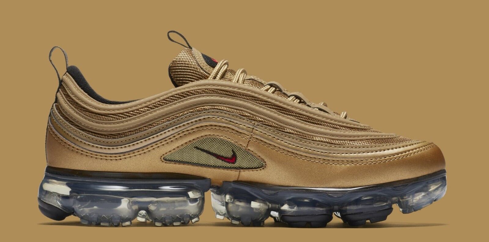 Nike Air Vapormax 97 size 8. Metallic Gold Varsity Red Black Nike Air Vapormax 97 size 8. Metallic Gold Varsity Red Black