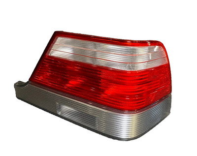 ULO Tail Light Assembly RH 140-820-76-66 - For Mercedes S320, S420,S500 & S600