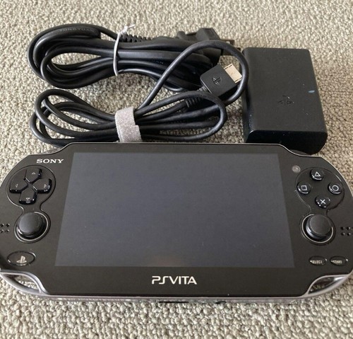PlayStation Vita - vita クリスタルブラック　1 Amazon.com: PlayStation Vita (PlayStation vita) Wi-Fi model