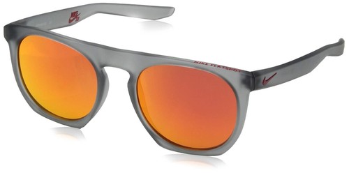 

[EV1045-016] Мужские солнцезащитные очки Nike Flatspot M