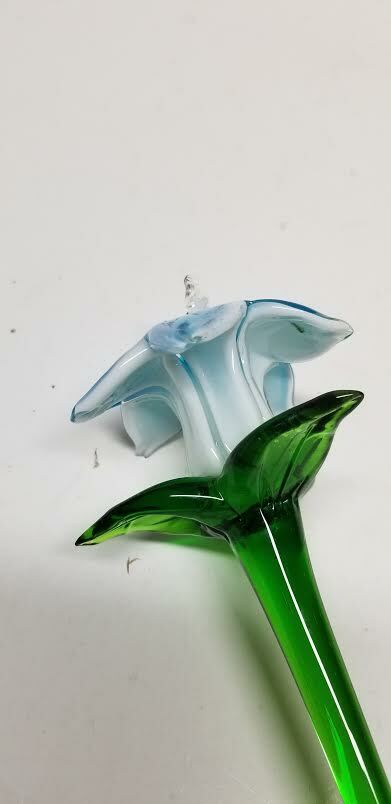 MURANO ART STYLE BLUE WHITE 3 LEAF LILY LONG STEM GLASS FLOWER 19 1/2