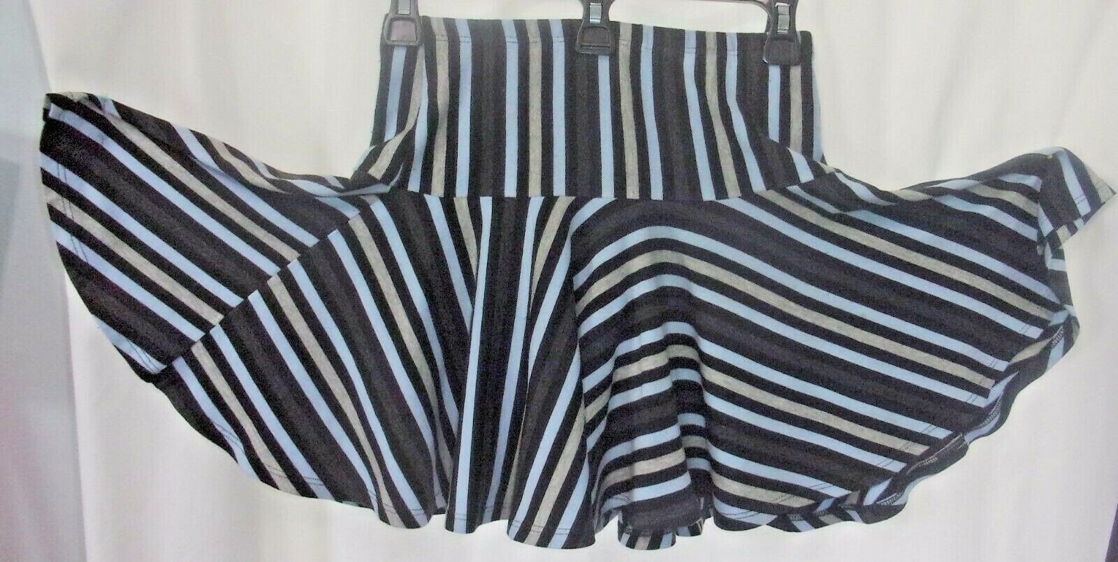 Girls 12 Limited Too colorful, striped skort