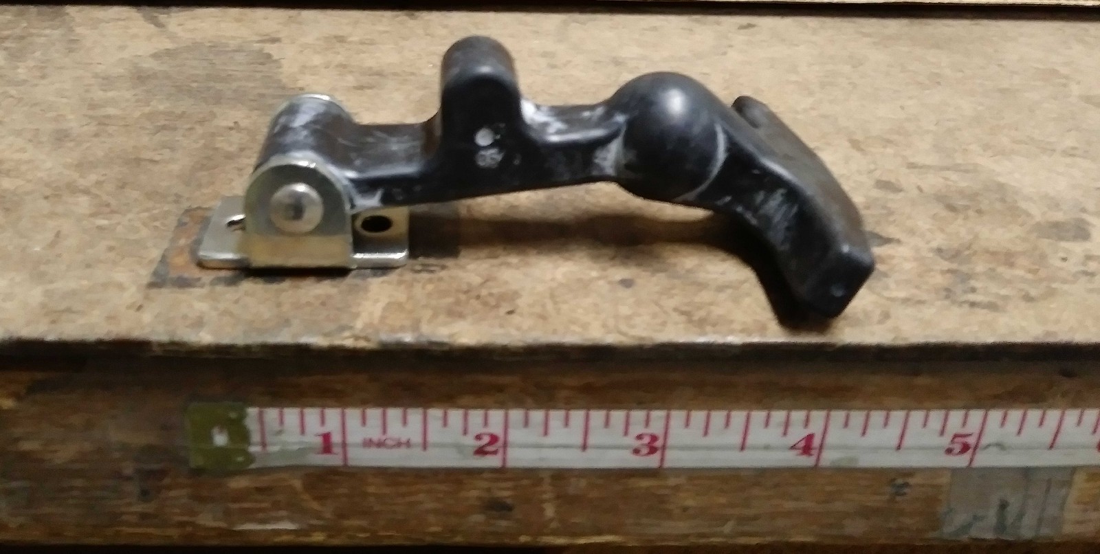 DRAW LATCH FLEXIBLE 37-11-086-20 SOUTHCO RUBBER 5716734