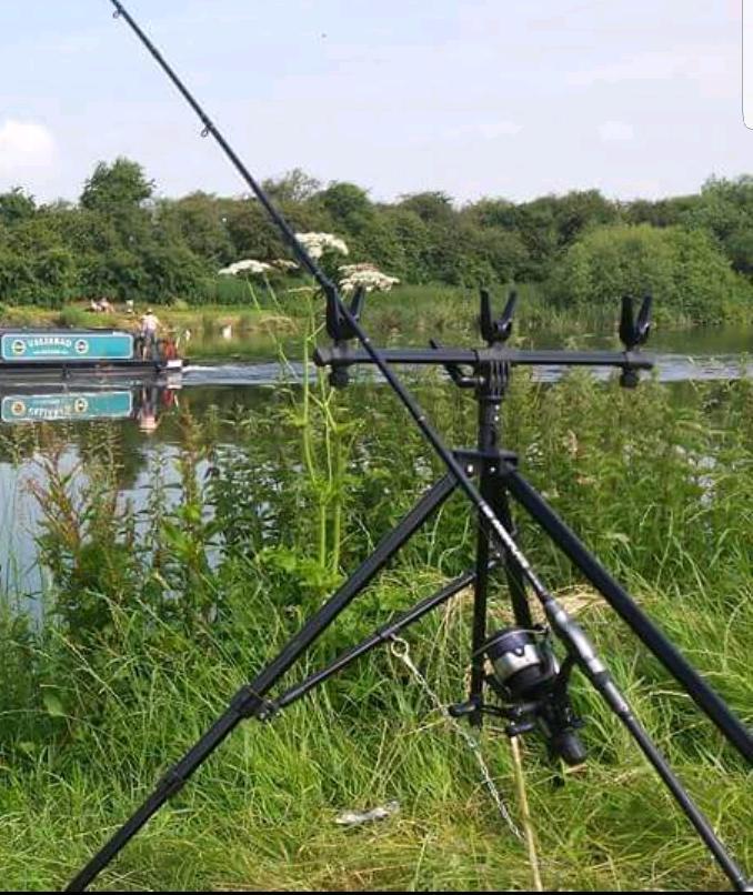 Fishing tripod in Lincoln, Lincolnshire Gumtree