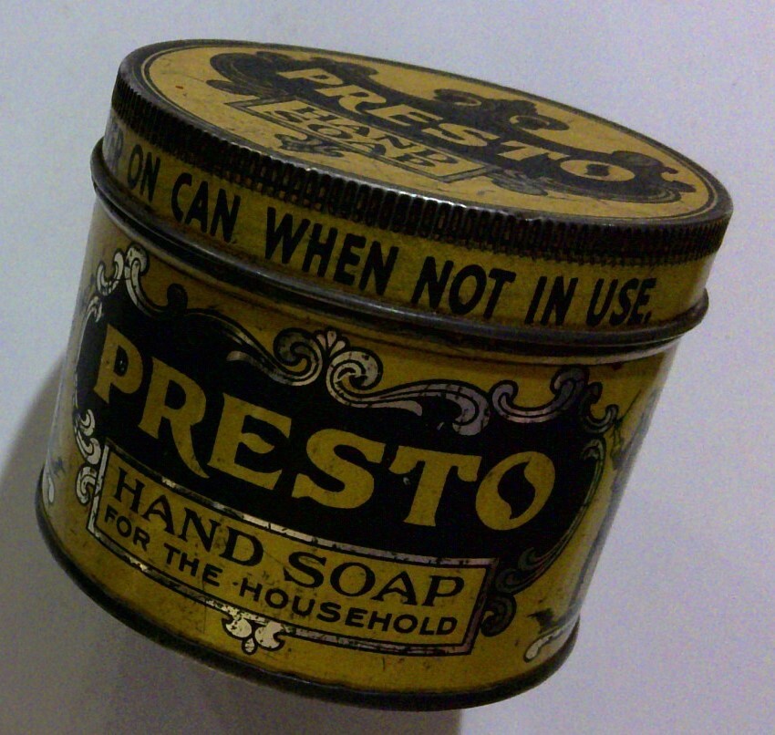 Round Tin Advertising Cambridge Ma Free Shipping!