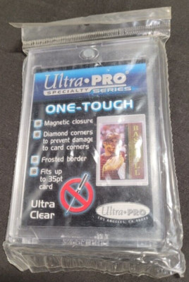 ULTRA PRO ONE-TOUCH 35PT CARD HOLDER NIP MAGNETIC CLOSURE NIP