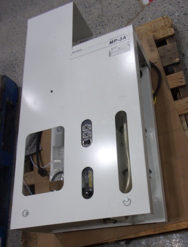 Barnstead A440367 MP-3A Mega Pure System Steam Glass Trap SEE NOTES
