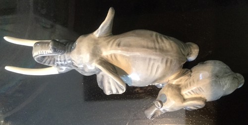 Goebel West Germany Tusk Elephant And Baby - (Read description Important Note)