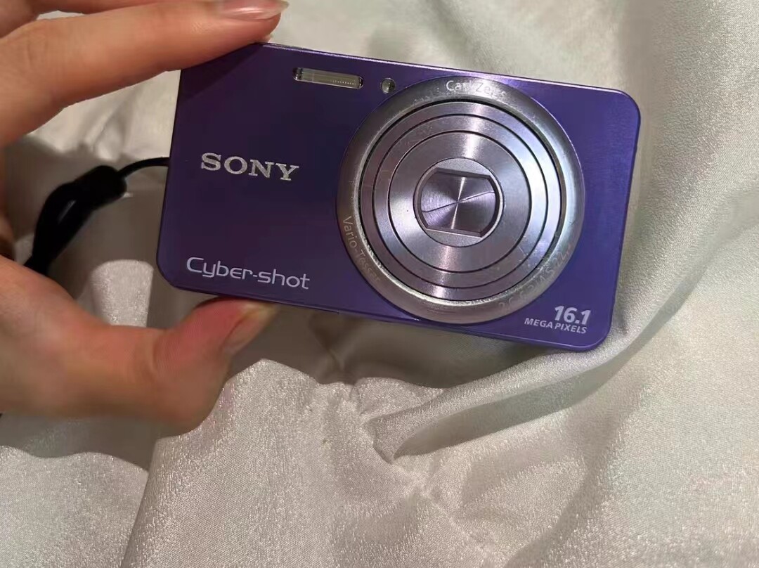 SONY Cyber-shot DSC-W570 パープル Sony Cyber-Shot DSC-W570 16.1MP Digital Camera w/5x Zoom