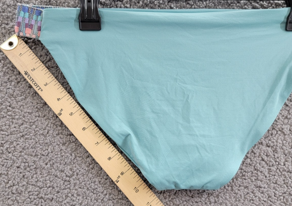 BECCA Fiesta Avery Low Rise Bikini Bottom Women's L Mineral Crochet Trim Pull On - Picture 11 of 14