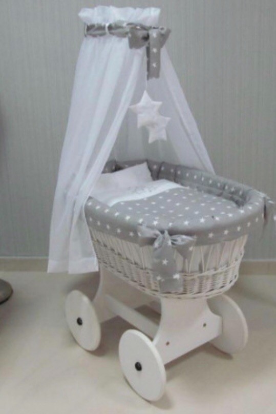 Wicker Moses Basket Crib On Wheels In Southside Glasgow