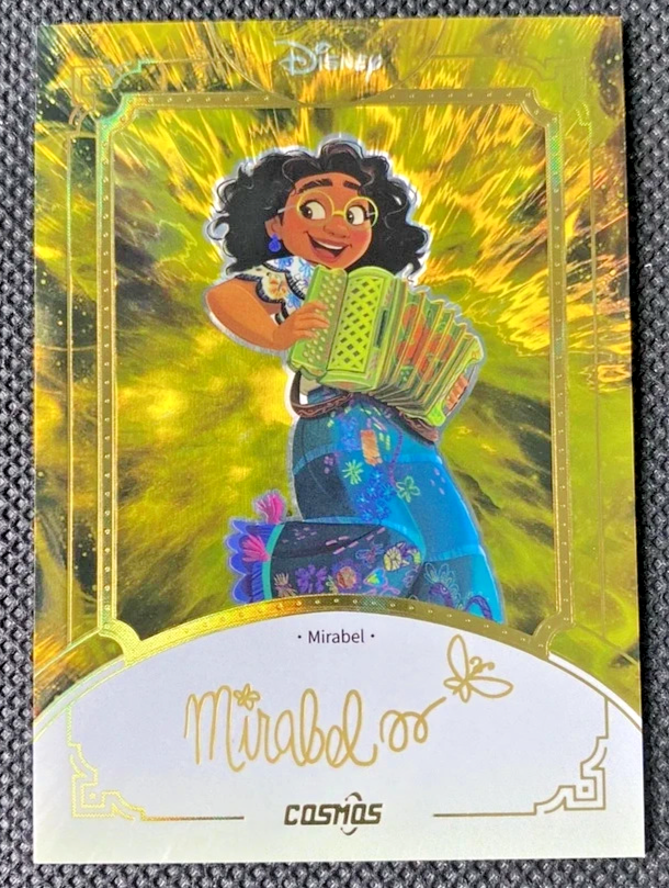 Mirabel Madrigal Auto /10 Encanto 2025 Kakawow Cosmos Disney Gold #CDT-SG-30