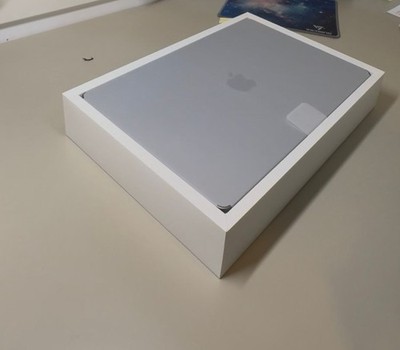 Foto dell'oggetto di un acquirente verificato