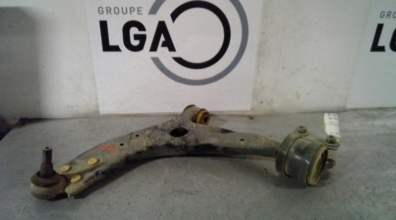 Bras Inferieur Avant Gauche Ford C-Max 1 Phase 2 1570285
