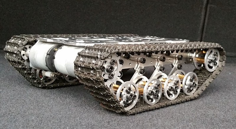 болотоходы терраника. Ripsaw ev1. Howe & howe ripsaw ev3-f4. модели на гусеничном ходу. ветлуга-арктика" модель ттс 34017.