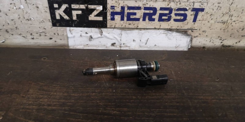 Injecteur Vw Golf Vii 7 Au 04e906036r 1.0tsi 63kw Chzk 245624