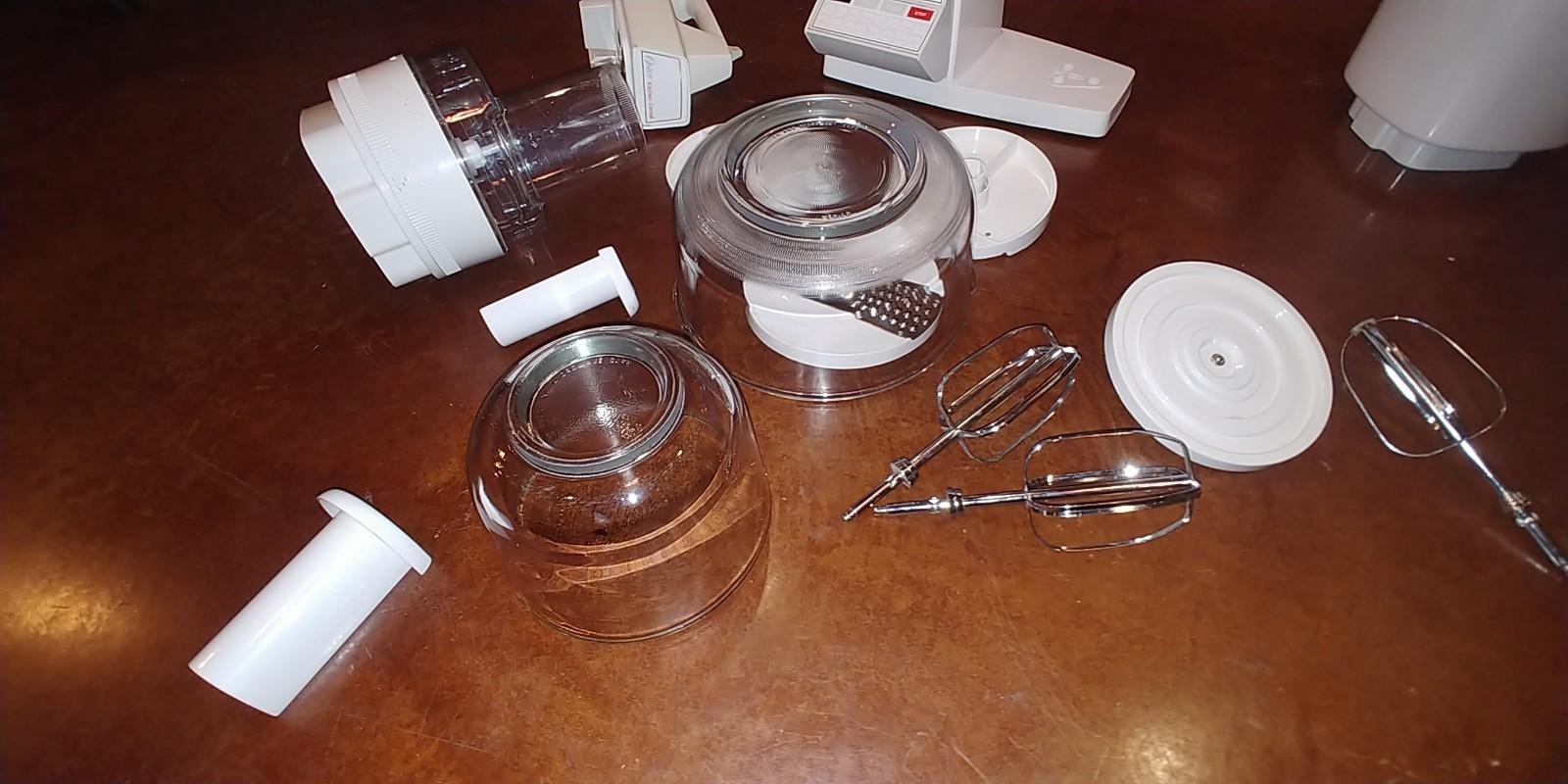 OSTER ELECTRONIC TOUCH CONTROL KITCHEN CENTER 978-08H 16 SPEED BLENDER SALAD ICE