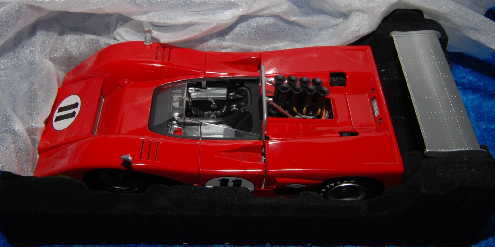 GMP 1/18 1970 McLaren M8B Low Wing Can-Am #11 Lothar GMP 1/18 1970 McLaren M8B Low Wing Can-Am #11 Lothar