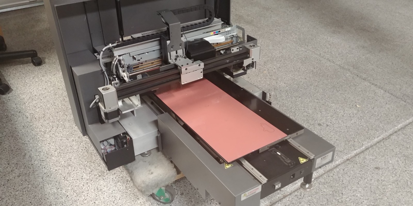 Direct Color Systems 1024UVHS Small-Format UV Flatbed Printer with TexturED