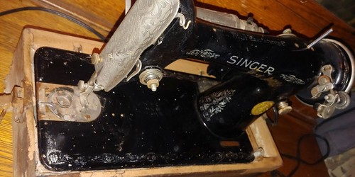 Singer Sewing Machine 1926 AB294575