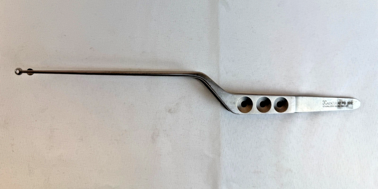 Aesculap FD202 Microform Bayonet Tumor Forcep 5mm Fenestrated Cups x 240mm OBGYN