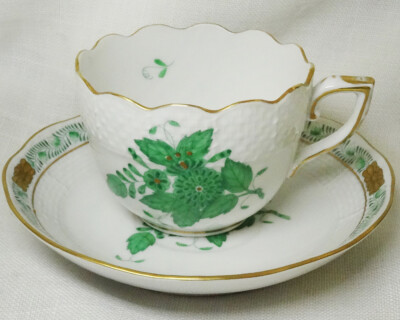 HEREND CHINESE BOUQUET GREEN Demi Espresso Cup & Saucer 711 NEW NEVER USED 