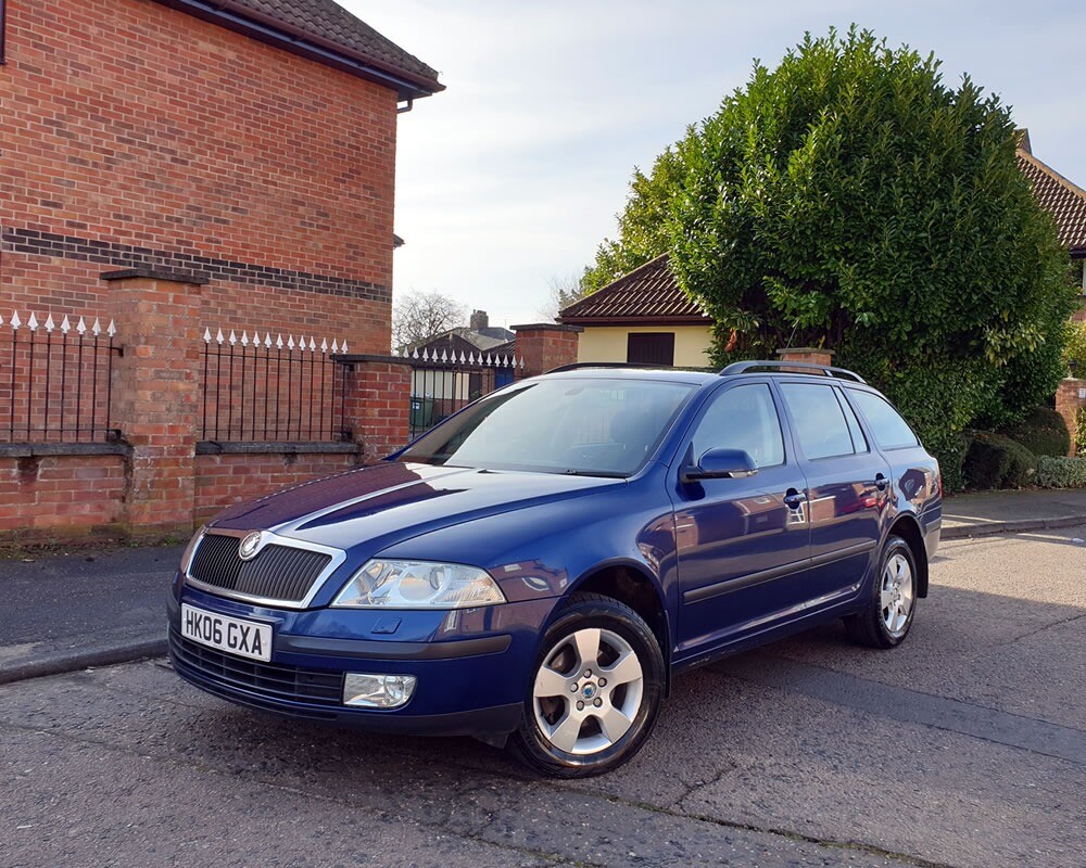 SKODA Octavia 1.9 TDI Estate RARE 4x4 AWD 2006 Manual FSH Recent Service T. Belt W.Pump Done