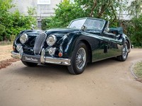 2002 Jaguar XK140 DHC PETROL Manual