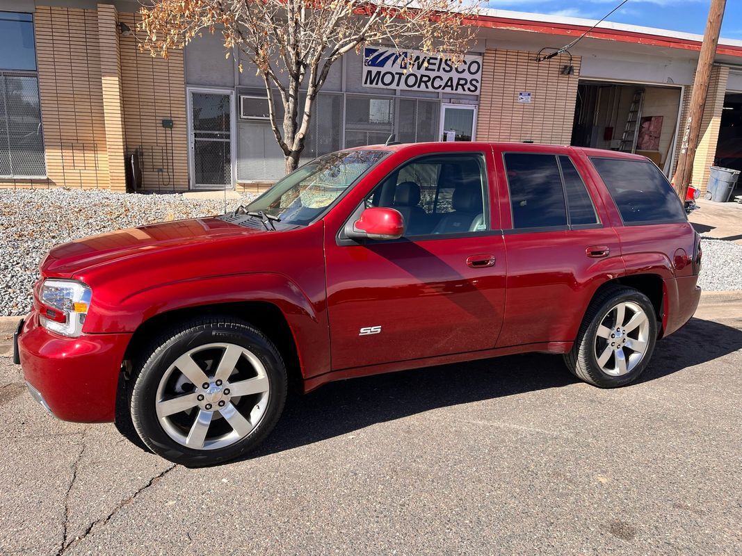 2006 Chevrolet TrailBlazer SS One owner trailblazer SS very hard to find. 156,88