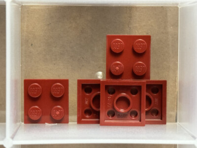 LEGO Parts - Dark Red Plate 2 x 2 - No 3022 - QTY 5