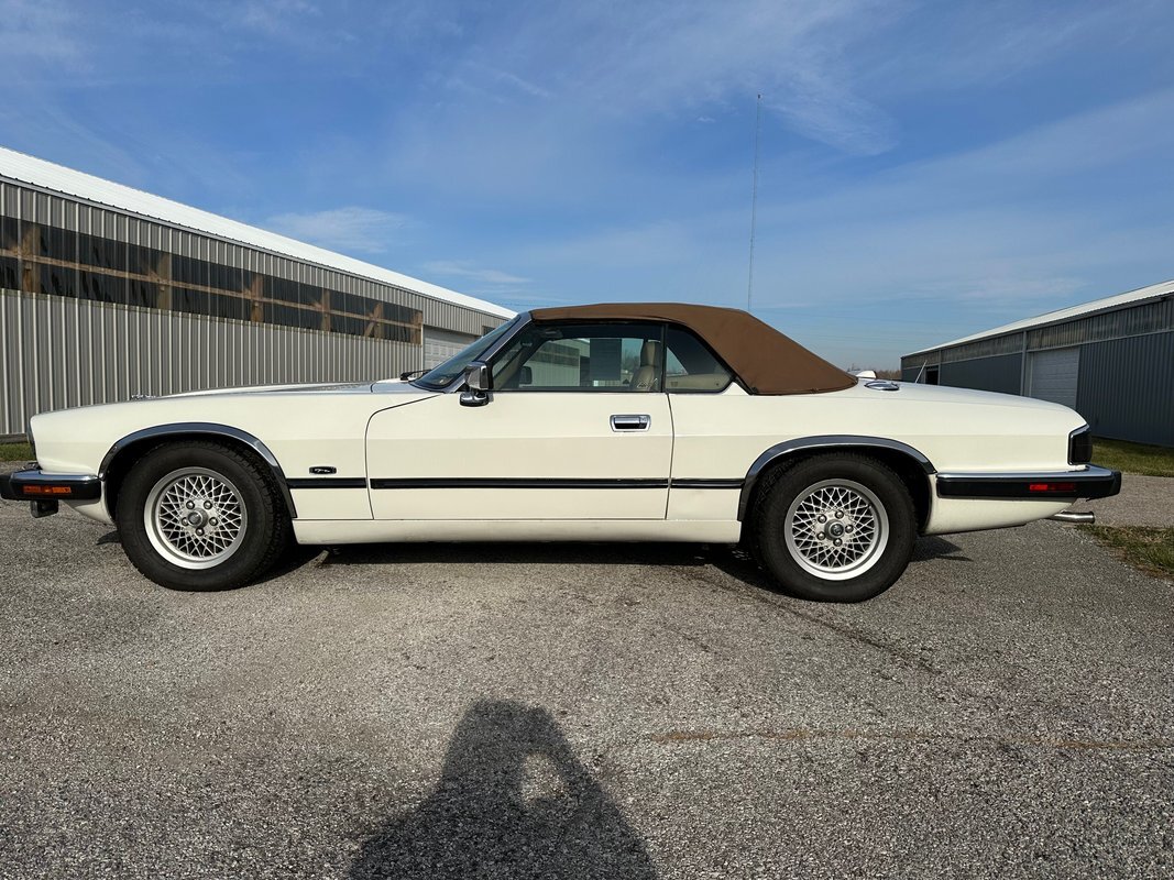 Owner 1993 JAGUAR XJS CONVERTIBLE