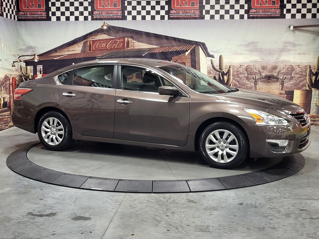 2014 NissanAltima4dr Sdn I4 2.5 S94940 MilesGold4 Cylinder Engine