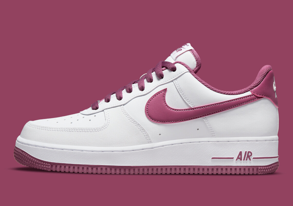 

Мужские кроссовки Nike Air Force 1 07 One Low White Light Bordeaux Purple DH7561-101, Белый, Nike Air Force 1