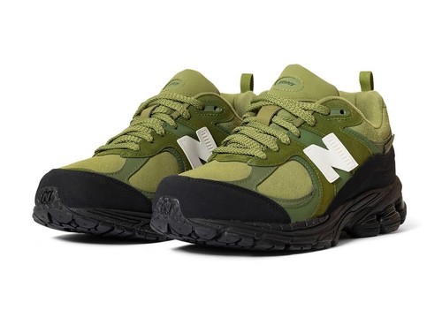 Size 7.5 - New Balance 2002R x The Basement Moss Green 2022
