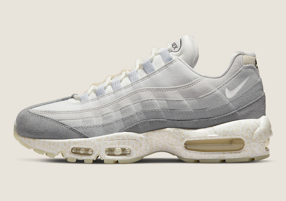 

Nike Air Max 95 Summit White Light Bone Grey Glow In Dark DV2593-100 sz 13 Мужские, Серый, Nike Air Max 95