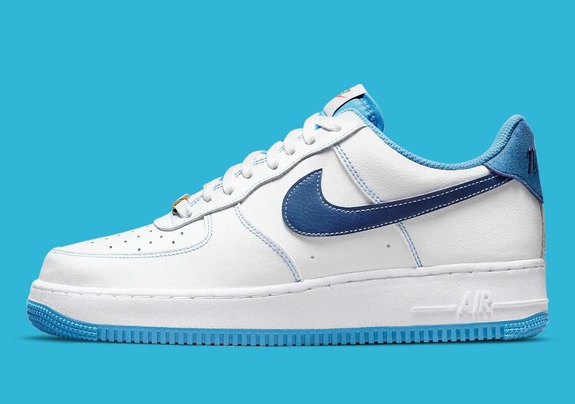 

Мужские кроссовки Nike Air Force 1 07 Low White Deep Royal Blue DA8478-100, размер 12, Белый, Nike Air Force 1
