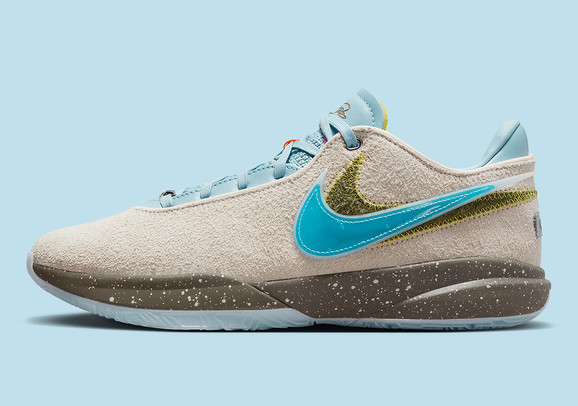 

Мужские кроссовки Nike x UNKNWN LeBron XX 20 Message in a Bottle Guava Ice DV9090-801, размер 9,5, Multicolor, Nike LeBron 20