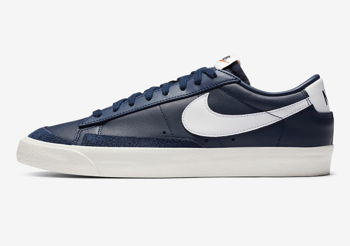 

Мужские кроссовки Nike Blazer Low 77 VNTG Midnight Navy Blue White DA6364-400 размер 8,5 в стиле ретро, Синий, Nike Blazer 77