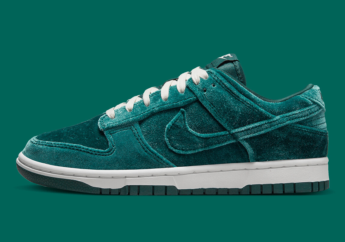 Women's Nike Dunk Low SV Dark Atomic Teal Velvet Blue Green