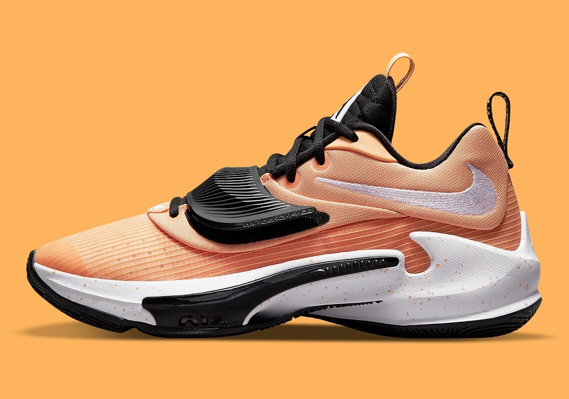 シューズ(男性用) NIKE ZOOM FREAK3 Amazon | Nike メンズ Zoom Freak 3 バスケットボールシューズ