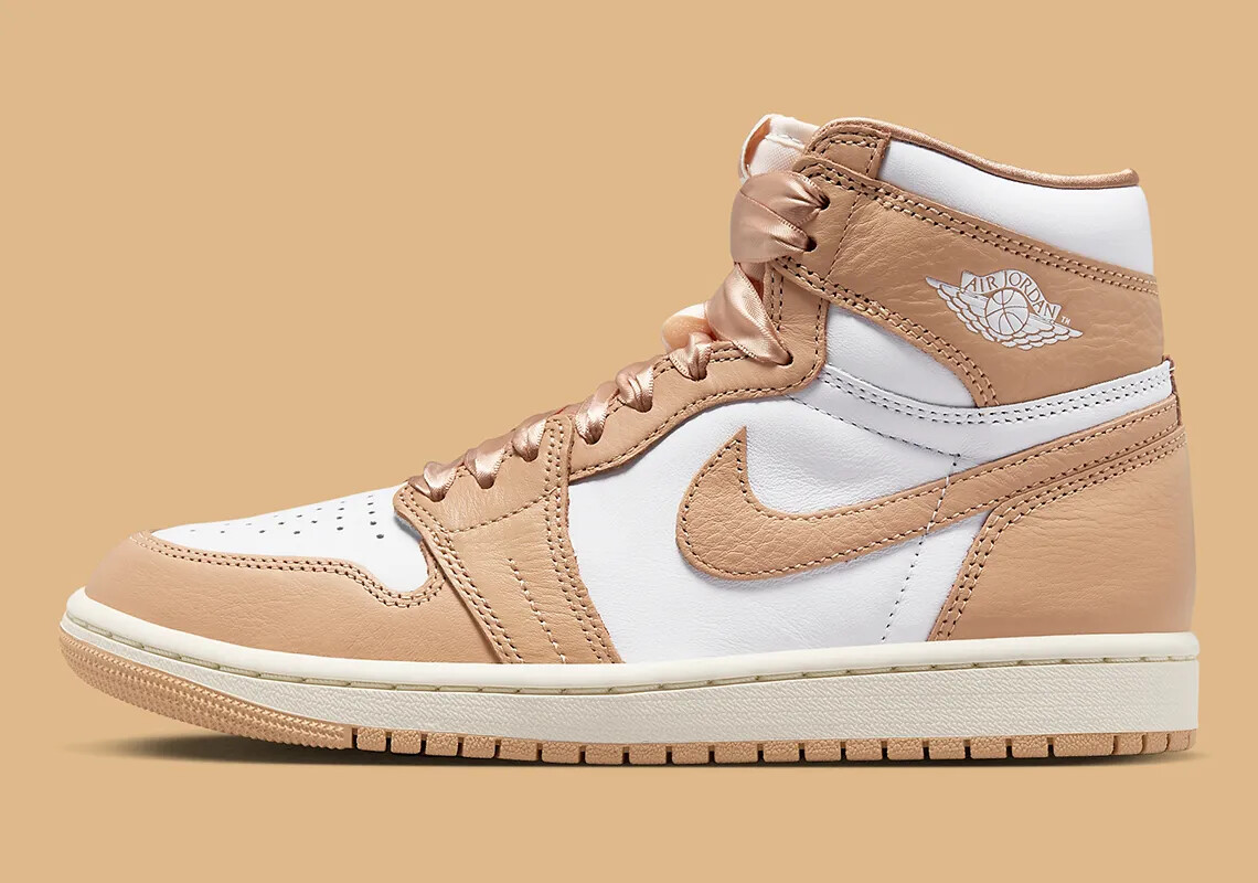 Женские кроссовки Nike Air Jordan 1 High OG Praline White Sail FN6622-201 новые