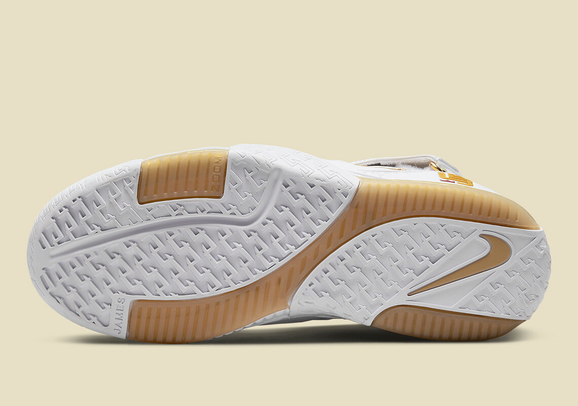 

Мужские кроссовки Nike Zoom LeBron James II 2 Maccabi White Metallic Gold DJ4892-100 размер 15, Белый, Nike LeBron 2
