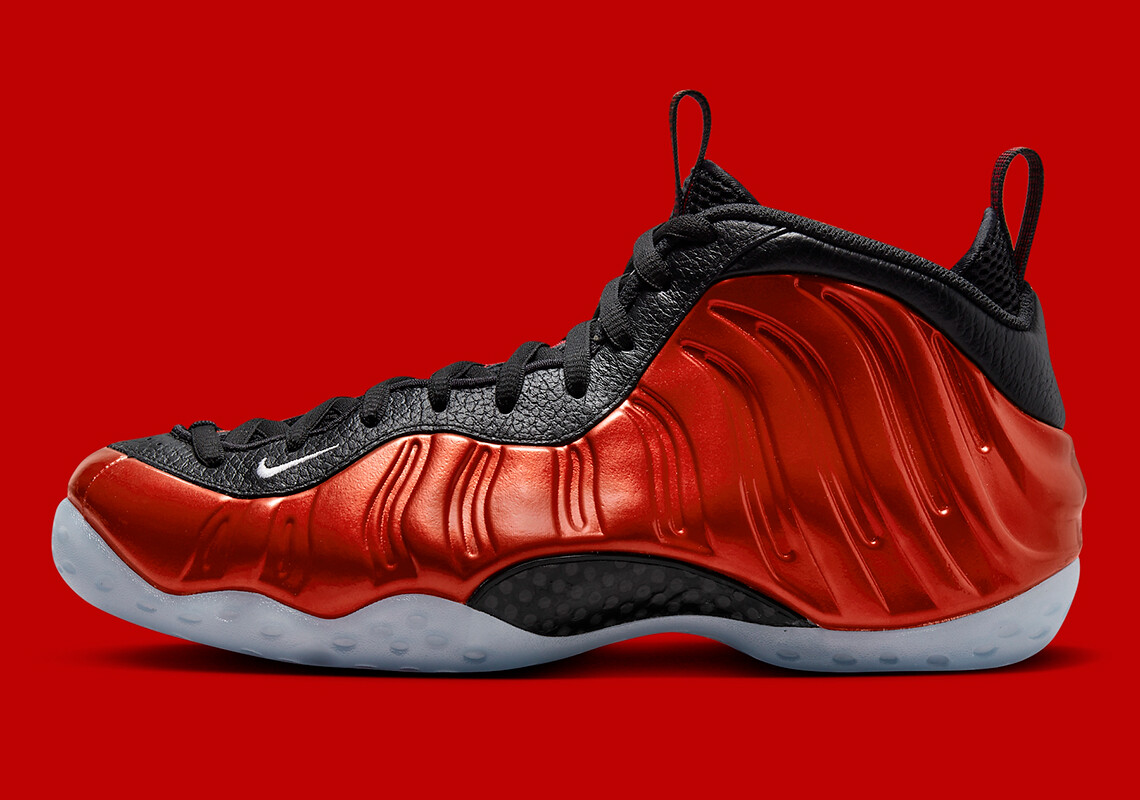 Nike Air Foamposite One Metallic Varsity Red Black DZ2545
